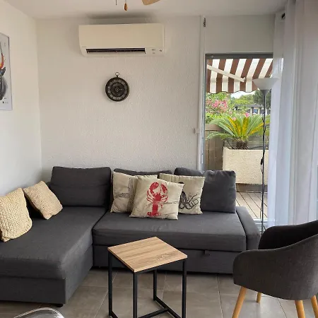 La Petite Maison Apartment Le Grau-du-Roi